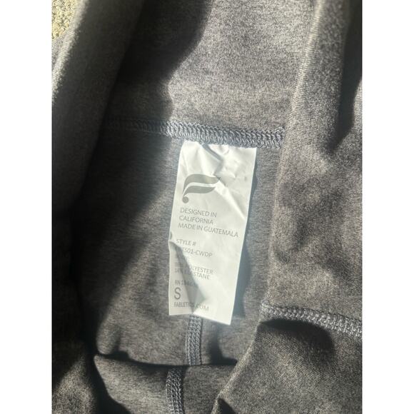 NWT Fabletics High-Waisted Side Pocket 7/8 Leggings - Picture 3 of 6